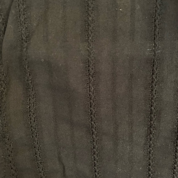 GAP black button down - Picture 4 of 4